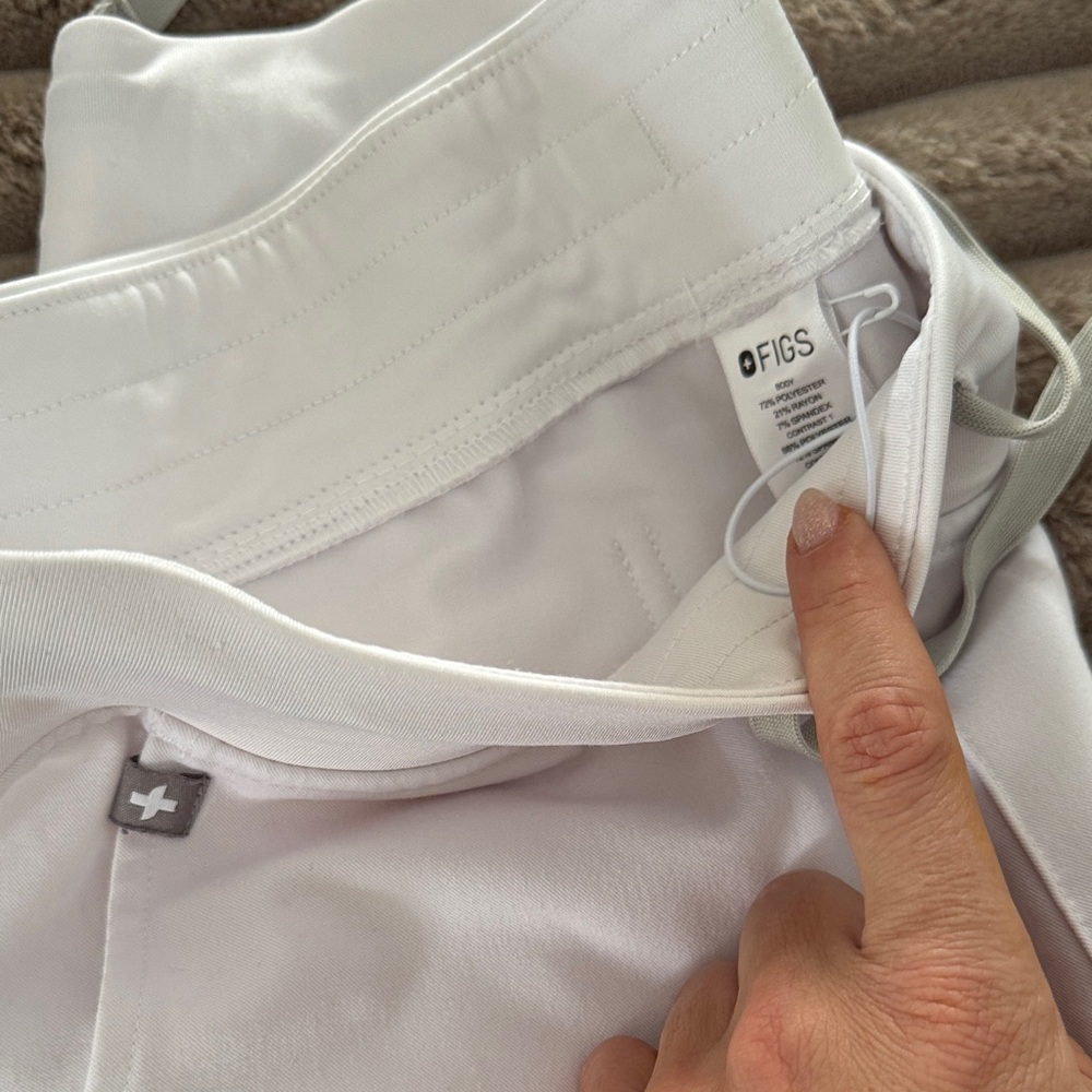 Figs Women's White Jogger Scrub Pants - Picture 2 of 2
